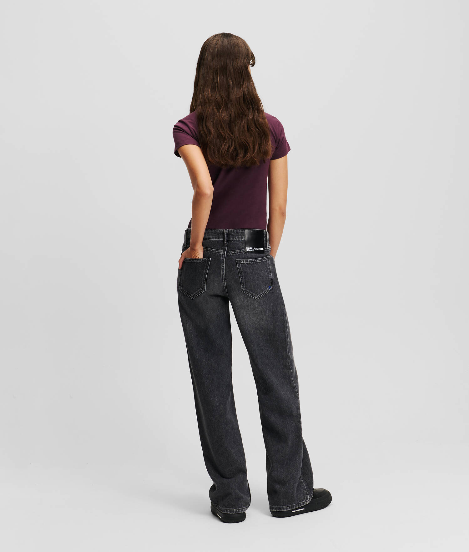 JEAN DÉCONTRACTÉ TAILLE MI-HAUTE KLJ