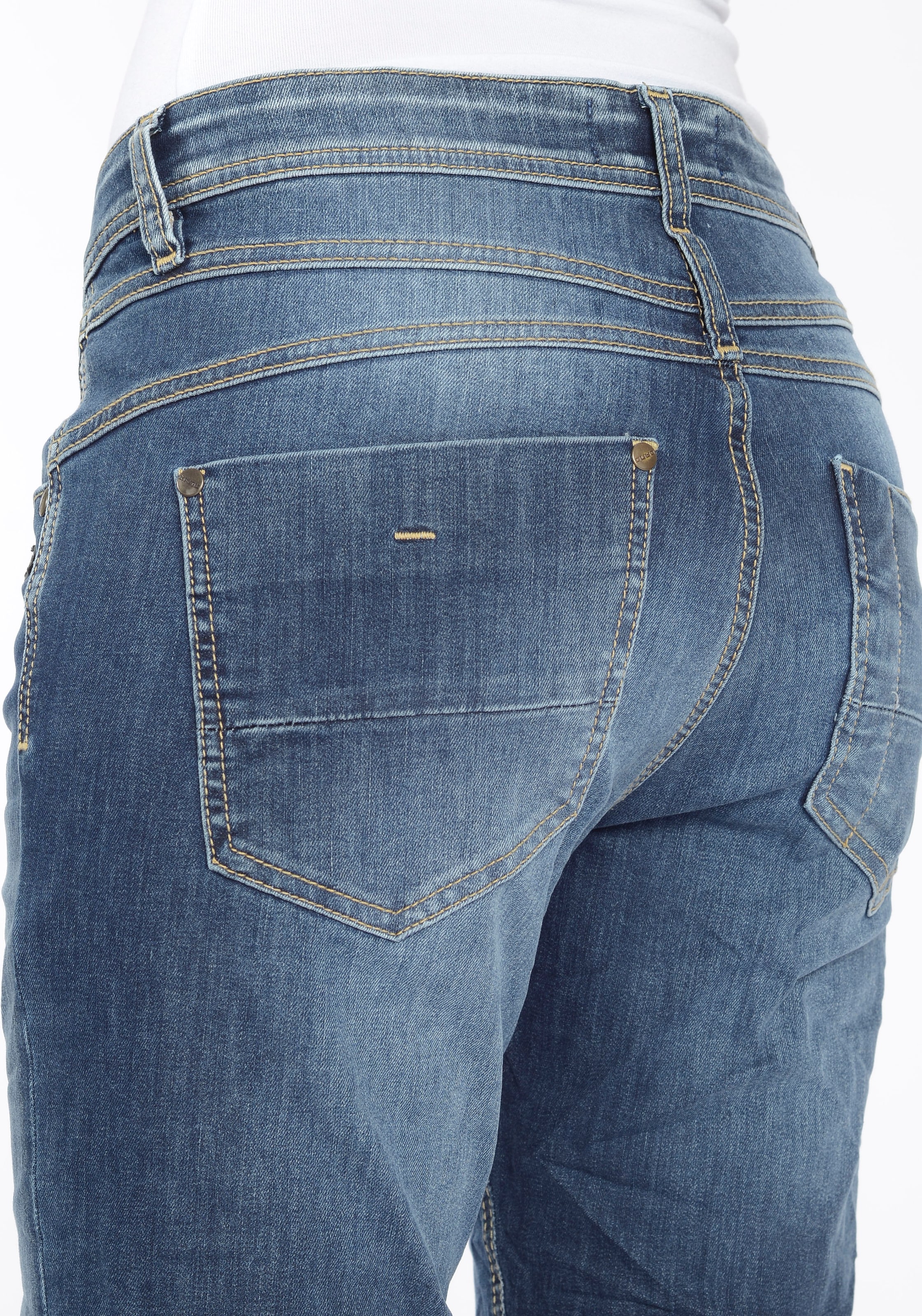 GANG Relax-fit-Jeans »94AMELIE« perfekter Sitz durch Elasthan-Anteil