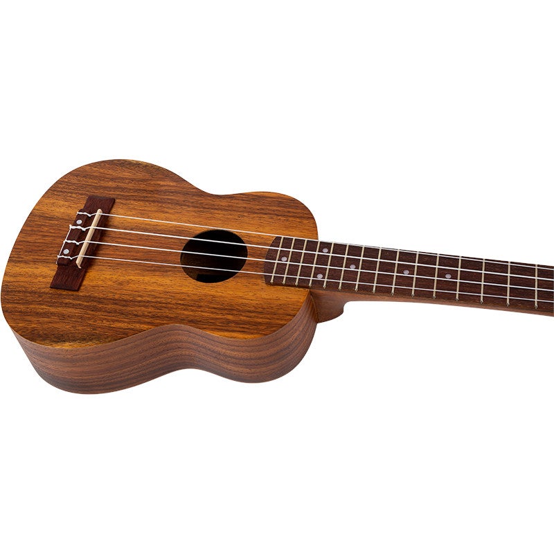 Flight Natural Series NUS200 Teak sopraan ukelele met brede topkam inclusief gigbag