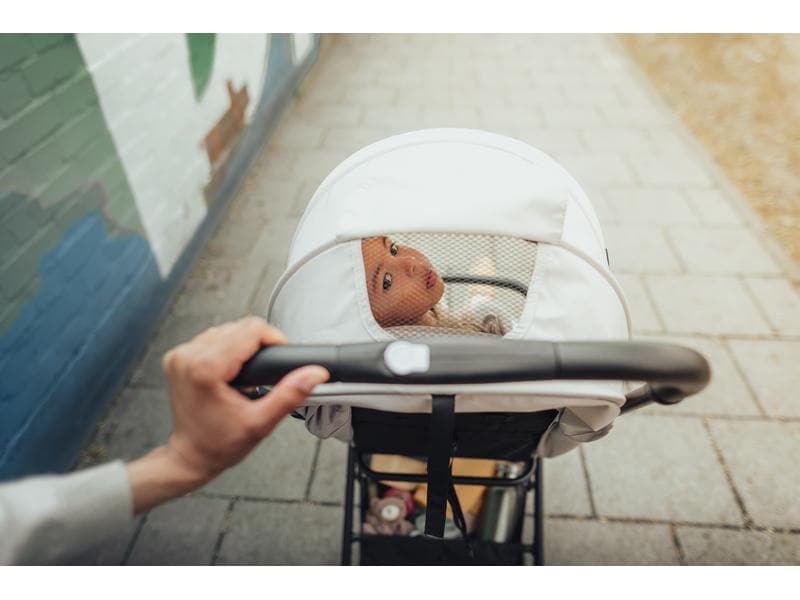 Hauck Buggy Travel N Care Schwarz Handlicher, kompakt verstaubarer Kinderwagen