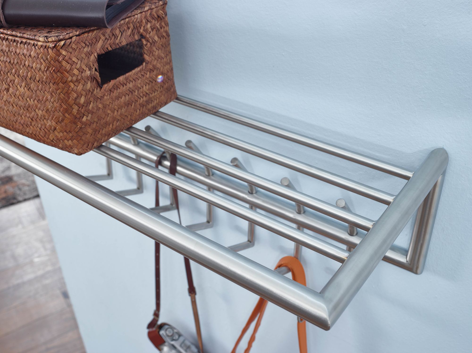 Wandgarderobe FineBuy Garderobe Metall 74,5cm Silber Flur Hakenleiste mit Ablage
