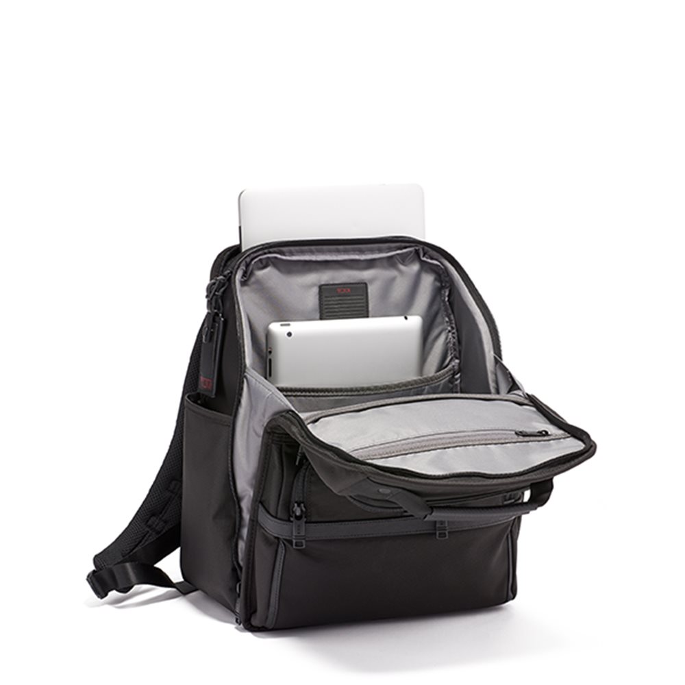 Tumi Alpha 2 Business/Travel Compact Laptop Brief Pack black