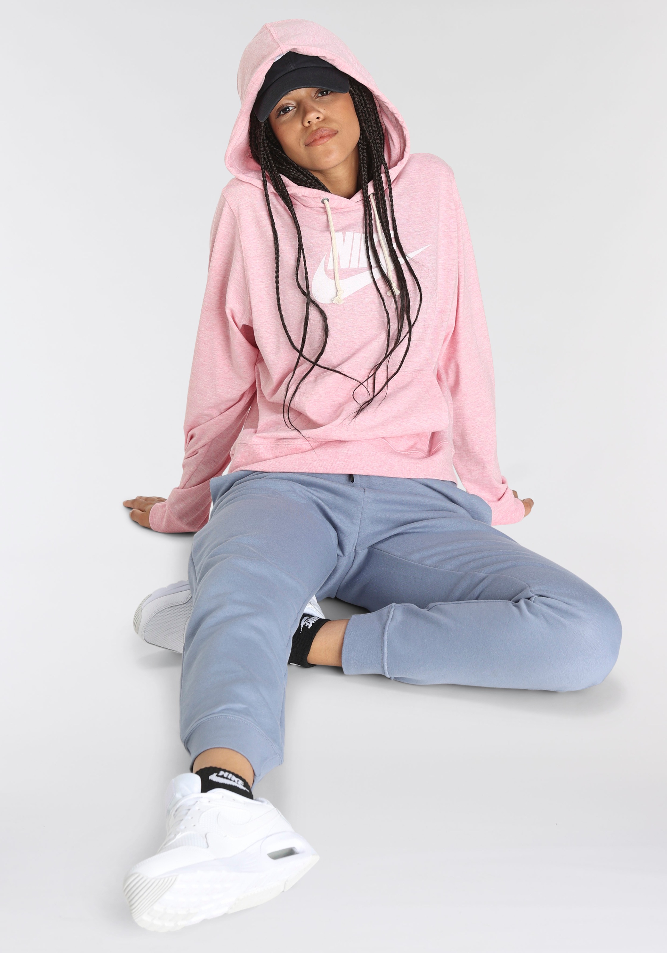Nike Sportswear Kapuzensweatshirt »GYM VINTAGE WOMENS PULLOVER HOODIE«, Klassischer Damen Kapuzenpullover