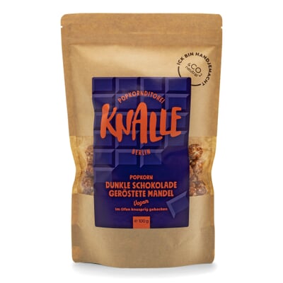 Popcorn belgische Schokolade und geröstete Mandeln vegan