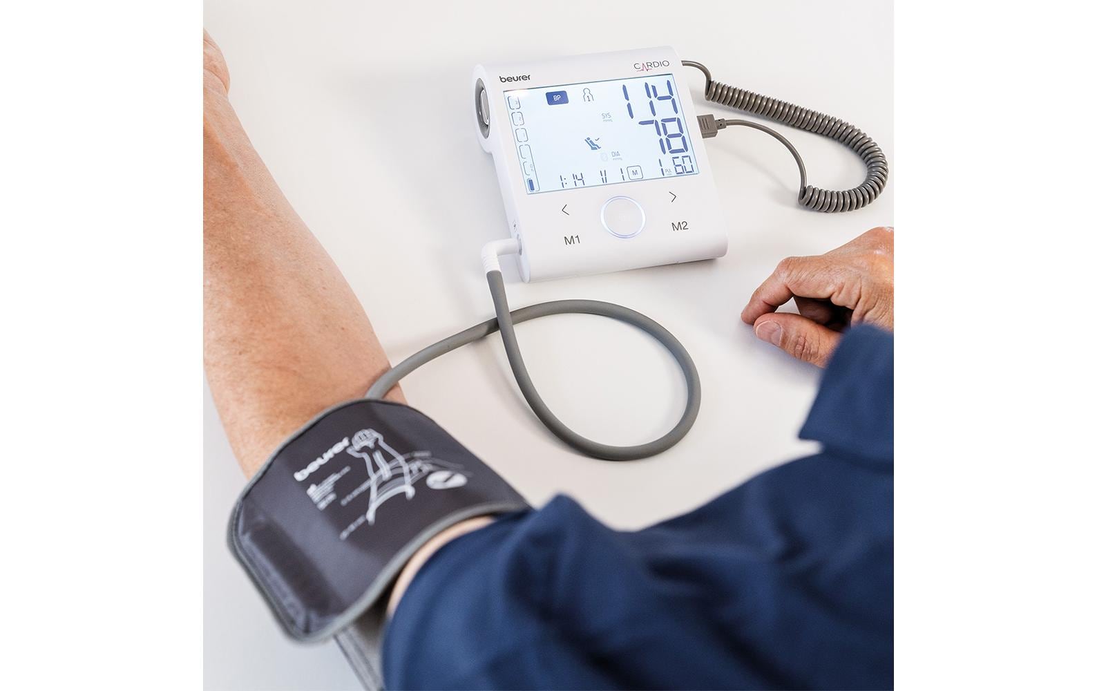Blutdruckmessgerät BM 96 Cardio<br>Oberarm-Blutdruckmessgerät mit EKG Funktion