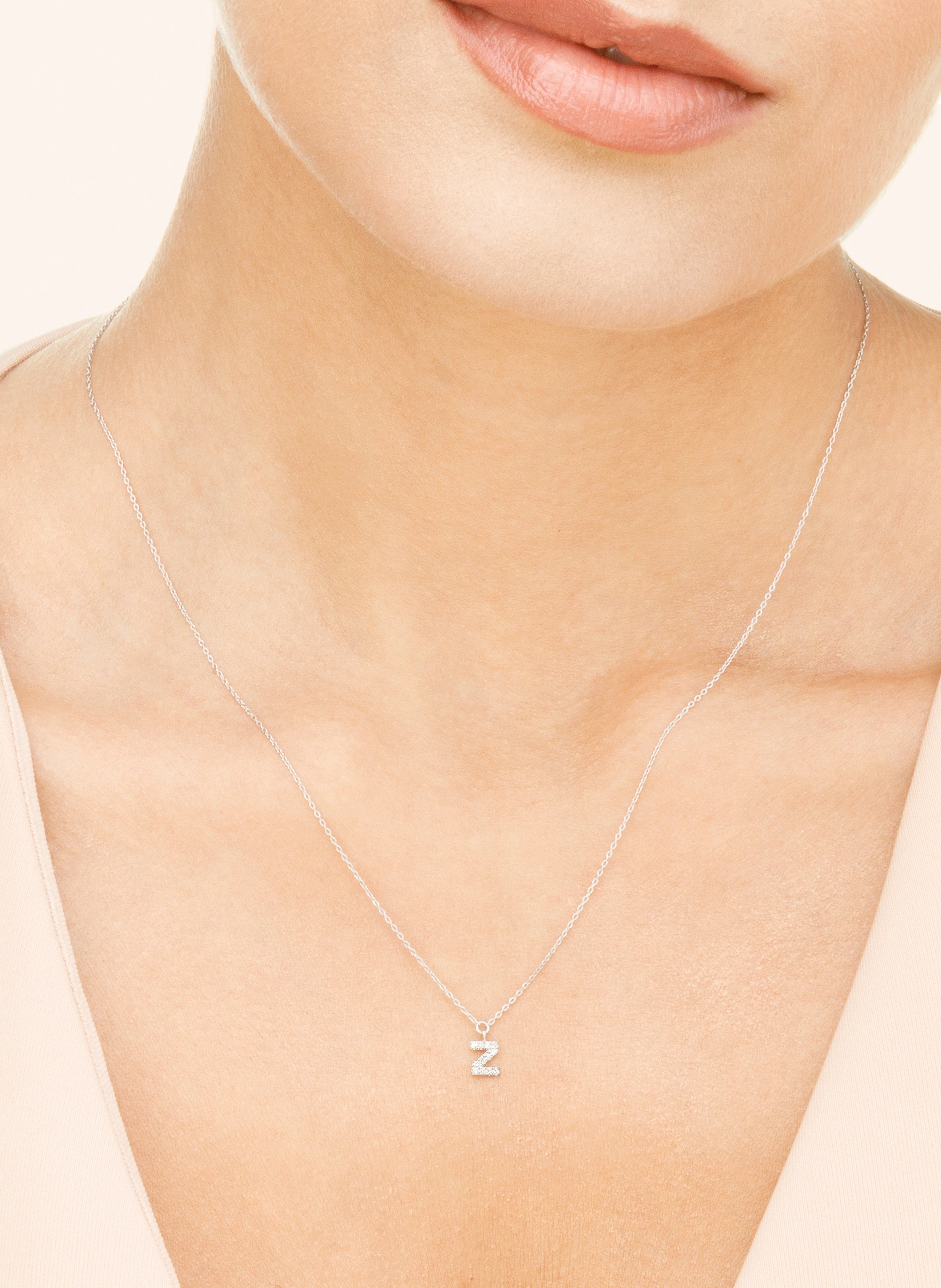 Leaf INITIALIEN Halskette „Z“ aus 14 Karat Weißgold mit Diamanten
