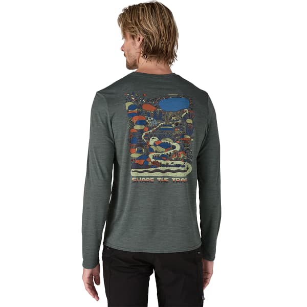T-shirt randonnée PATAGONIA M'S L/S CAP COOL DAILY GRAPHIC SHIRT COMMONTRAIL: NOUVEAU GREEN X-DYE
