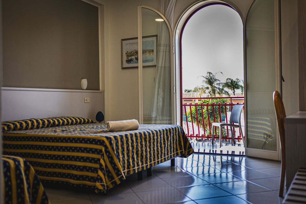 Hotel Alexander Logies en ontbijt - Hotel