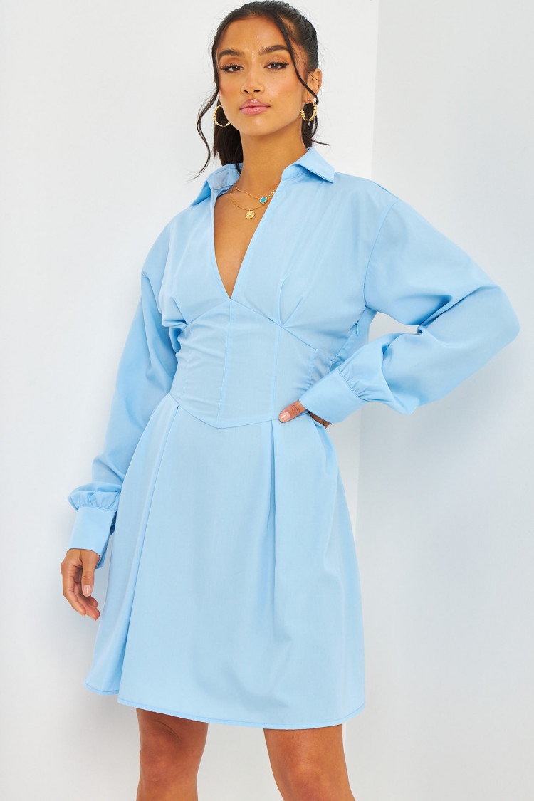 Robe bleue ajourée dans le dos effet corset