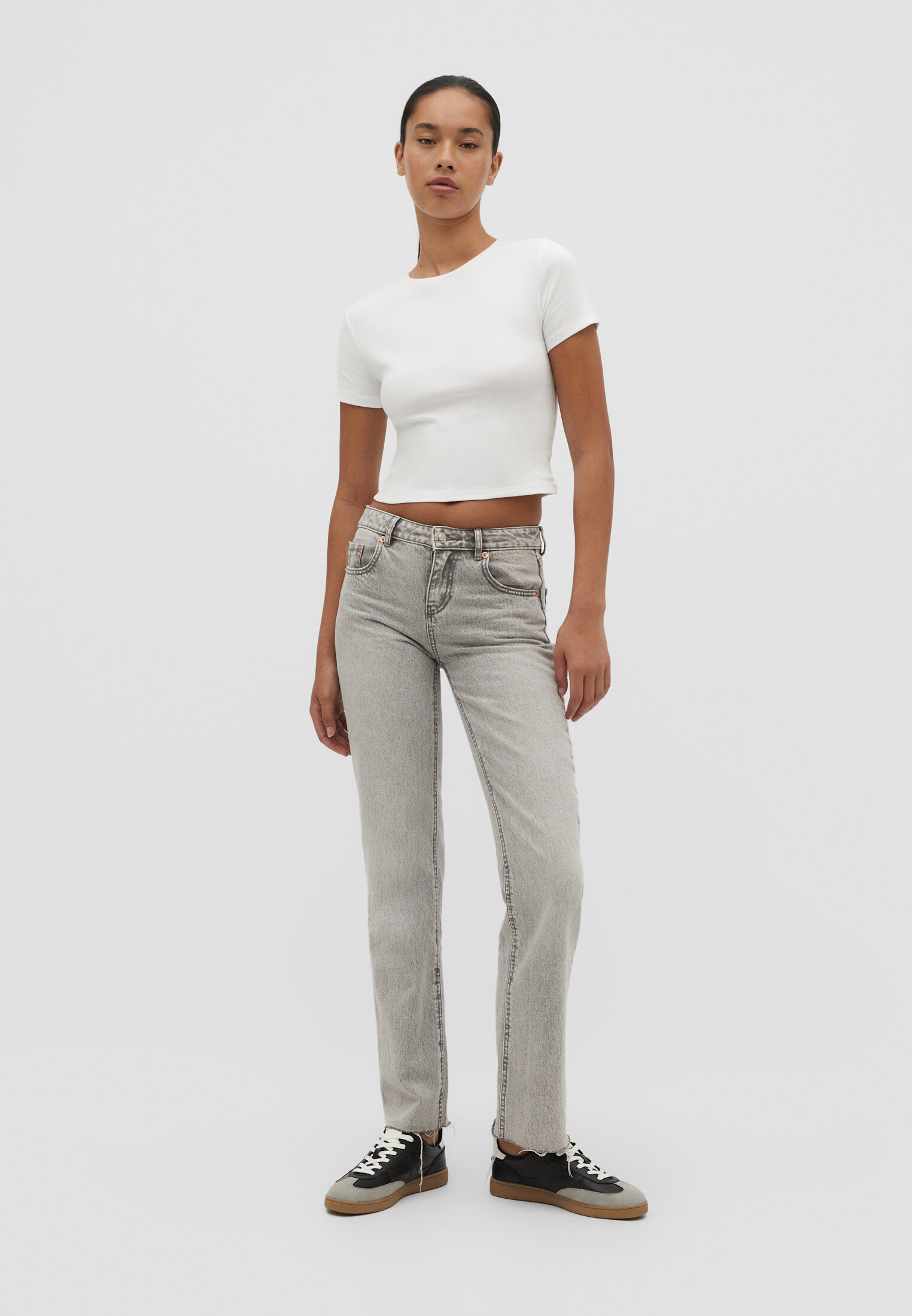 Pacote com 2 camisetas cropped de algodão