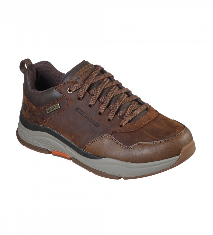 Tênis Skechers Benago em couro marrom