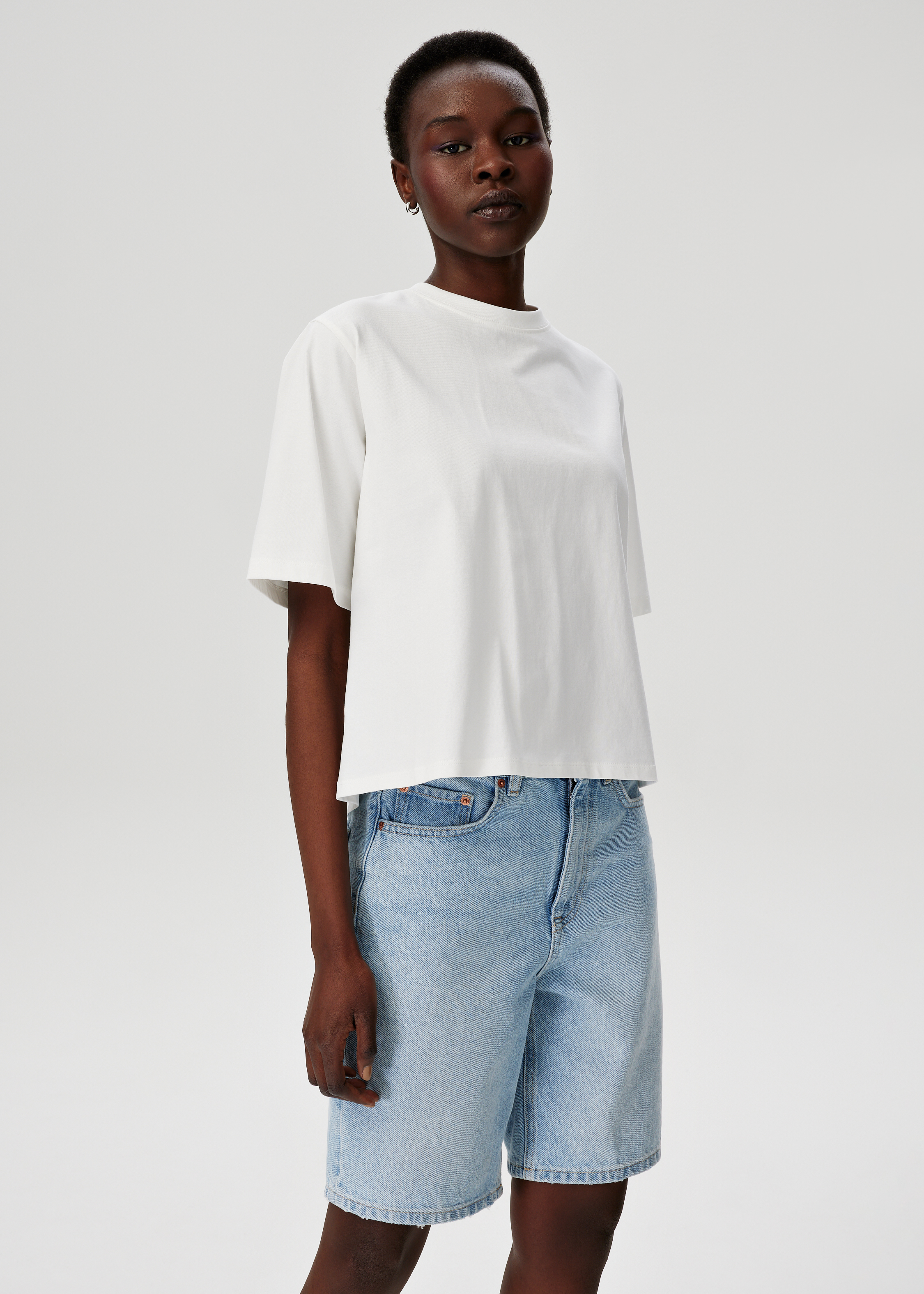 T-shirt loose fit