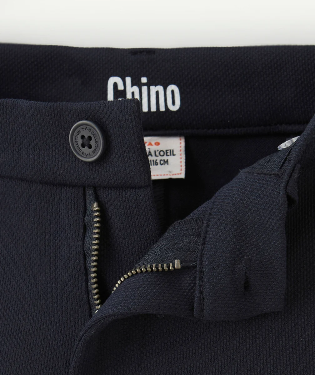 PANTALON CHINO GARÇON EN FIBRES RECYCLÉES BLEU MARINE EN MAILLE PIQUÉE