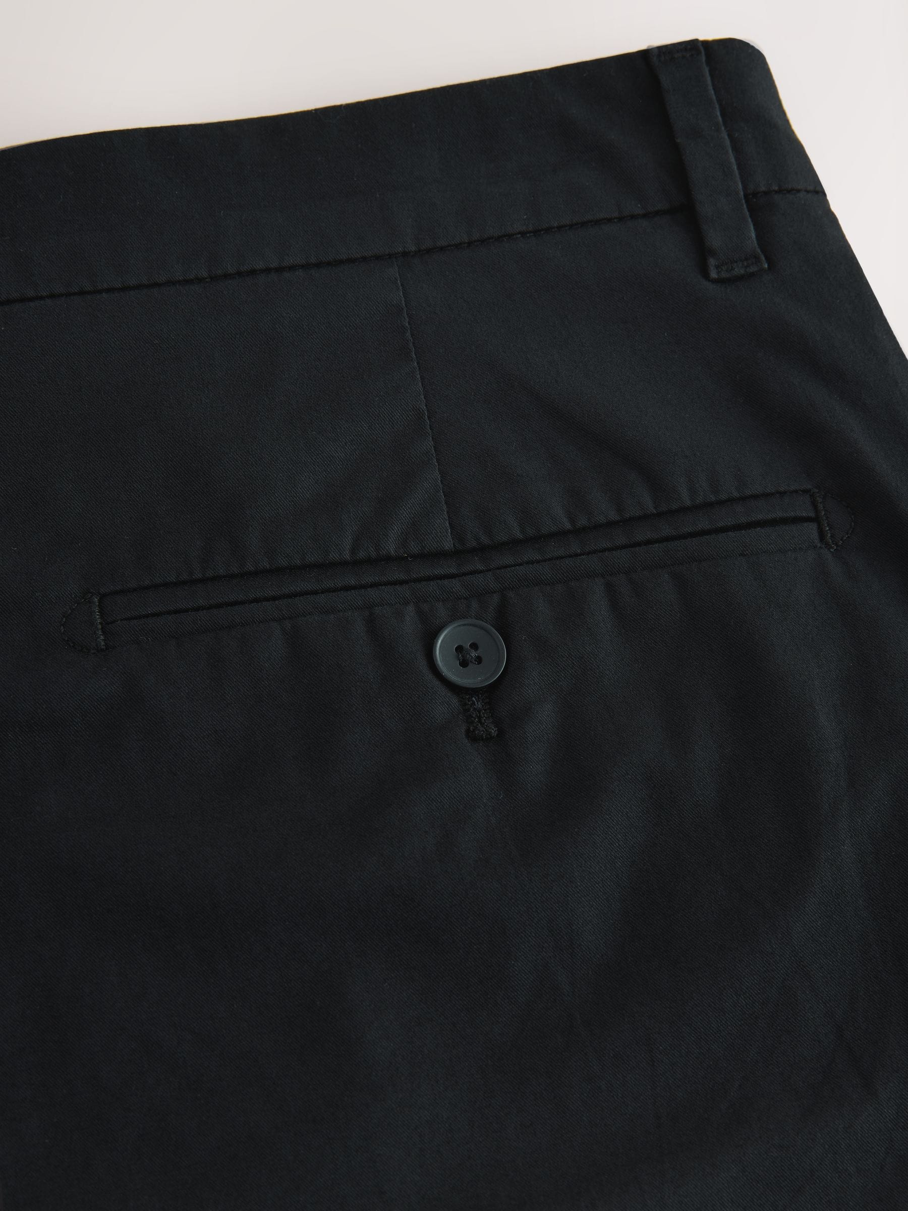 Zwart - Lichtgewicht geplooide stretch chinobroek
