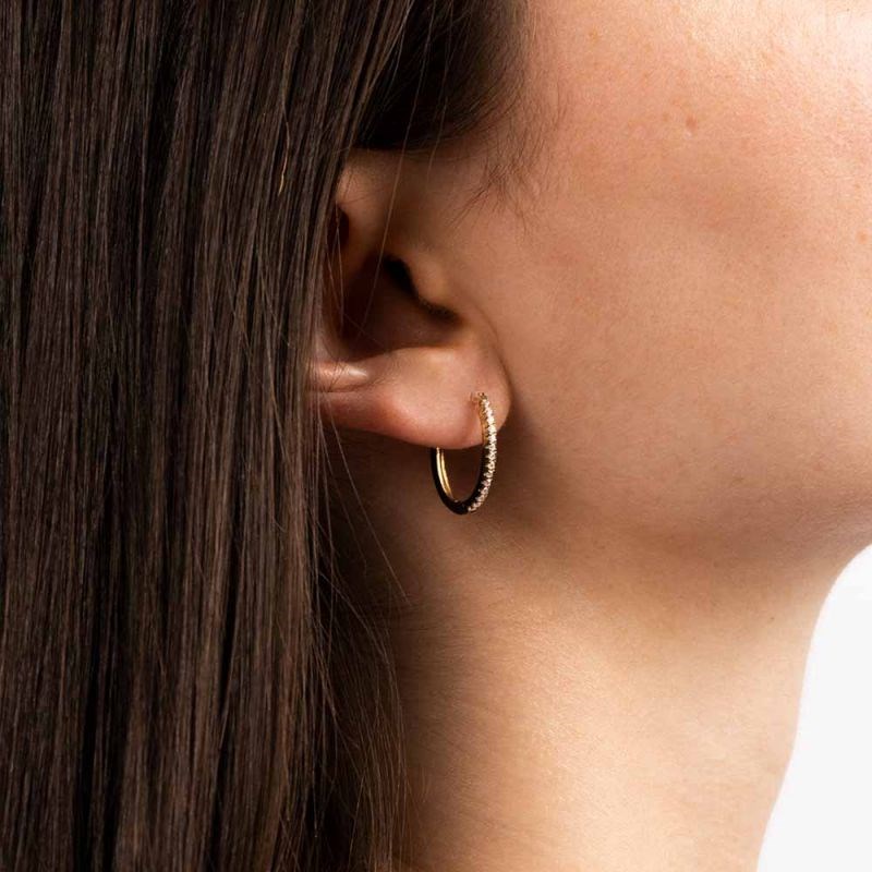 Boucles d'oreilles or jaune et oxydes de zirconium 