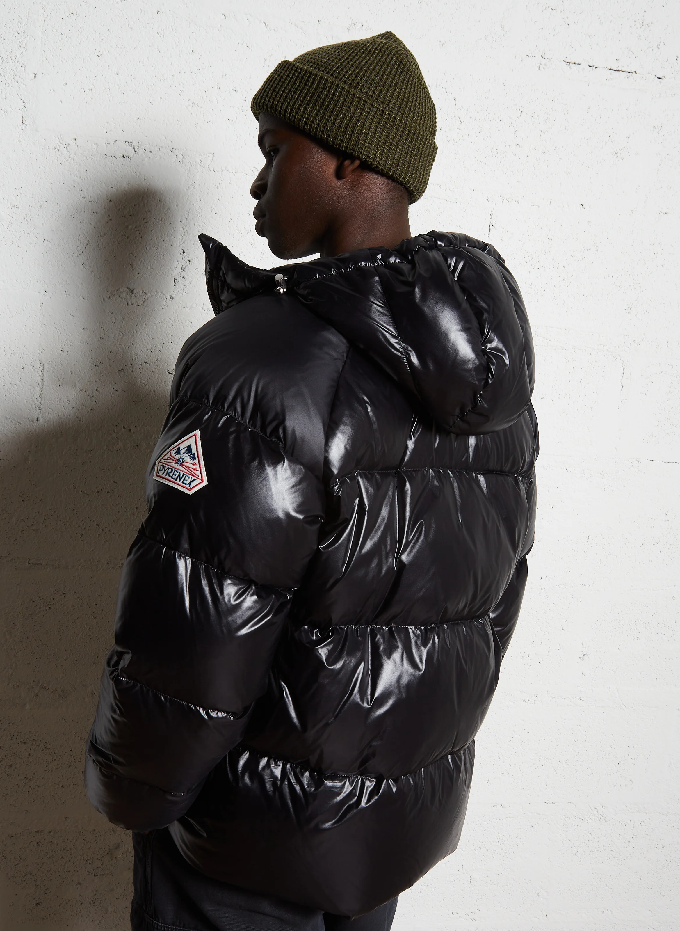 STEN - Doudoune ample col montant en fibres recyclées | Noir
