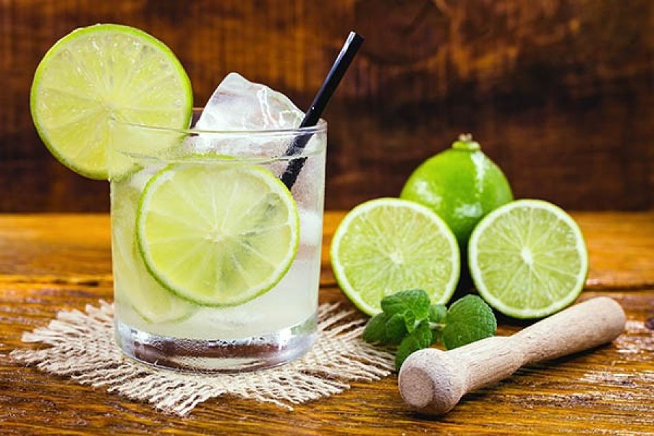 Virgin Caipirinha mocktail: gemberbier met een vleugje citrus