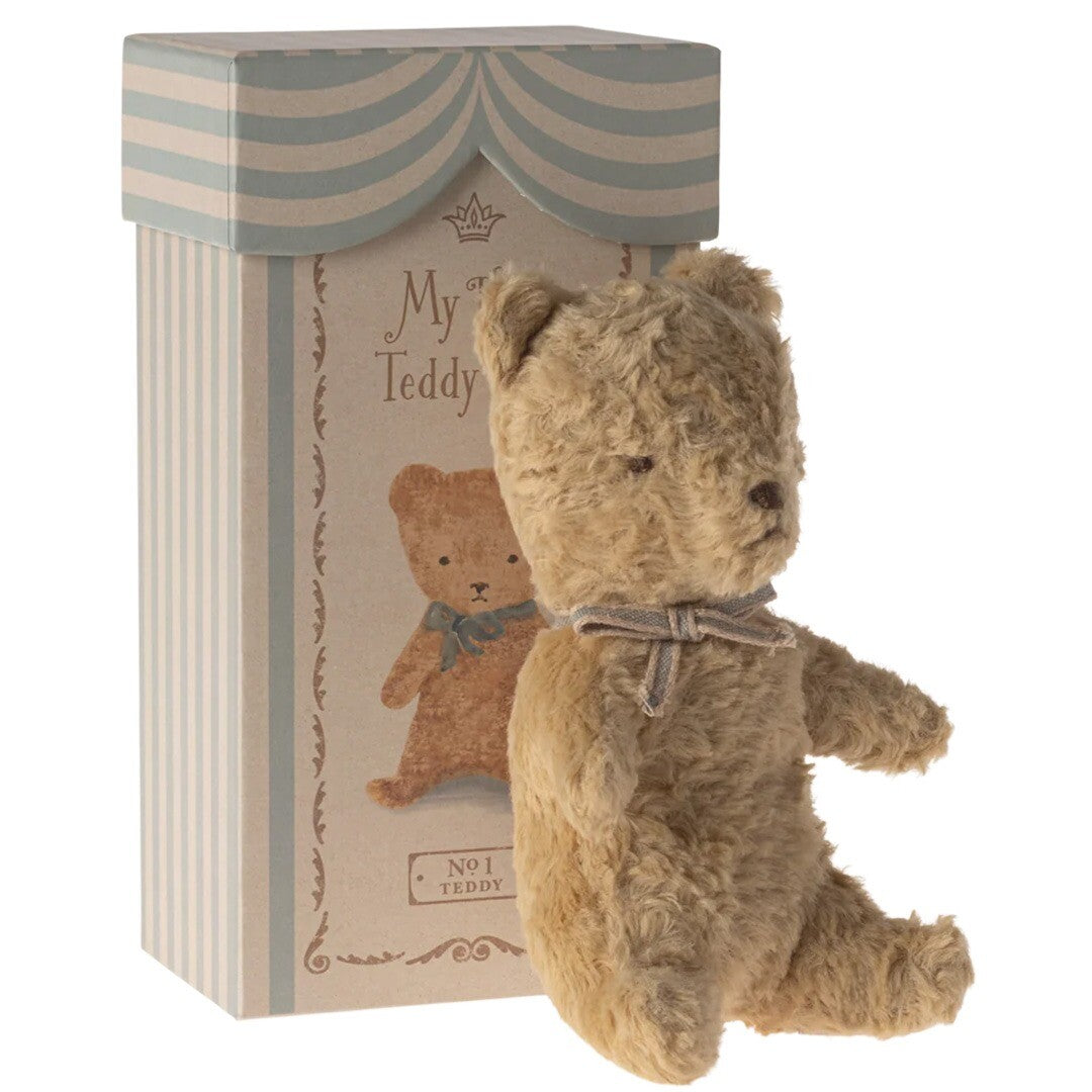 Maileg knuffelbeer my first teddy - sand - 19 cm