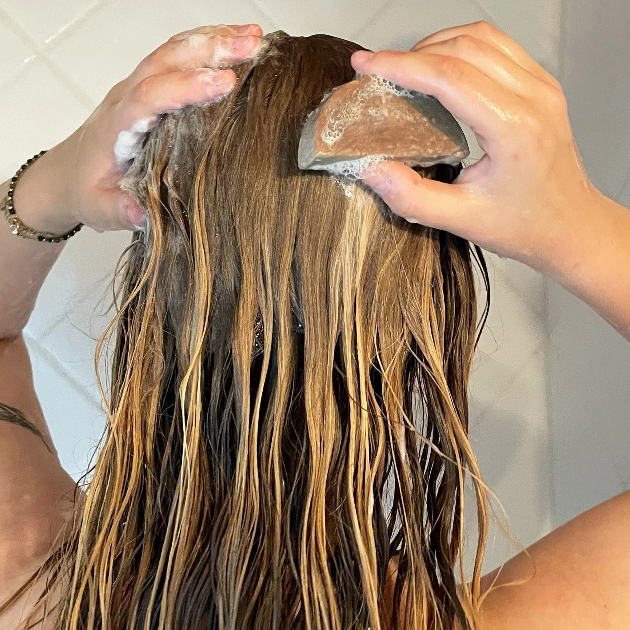 Shampoing solide cheveux gras à l'huile de sésame - Version 2 - 1 shampoing - 70g