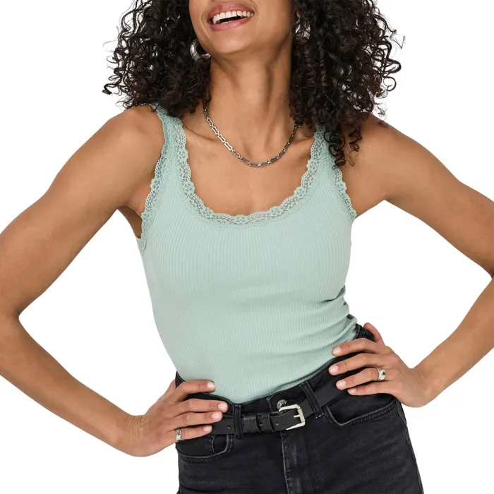 Only Sara Sharai Lace Top Dames