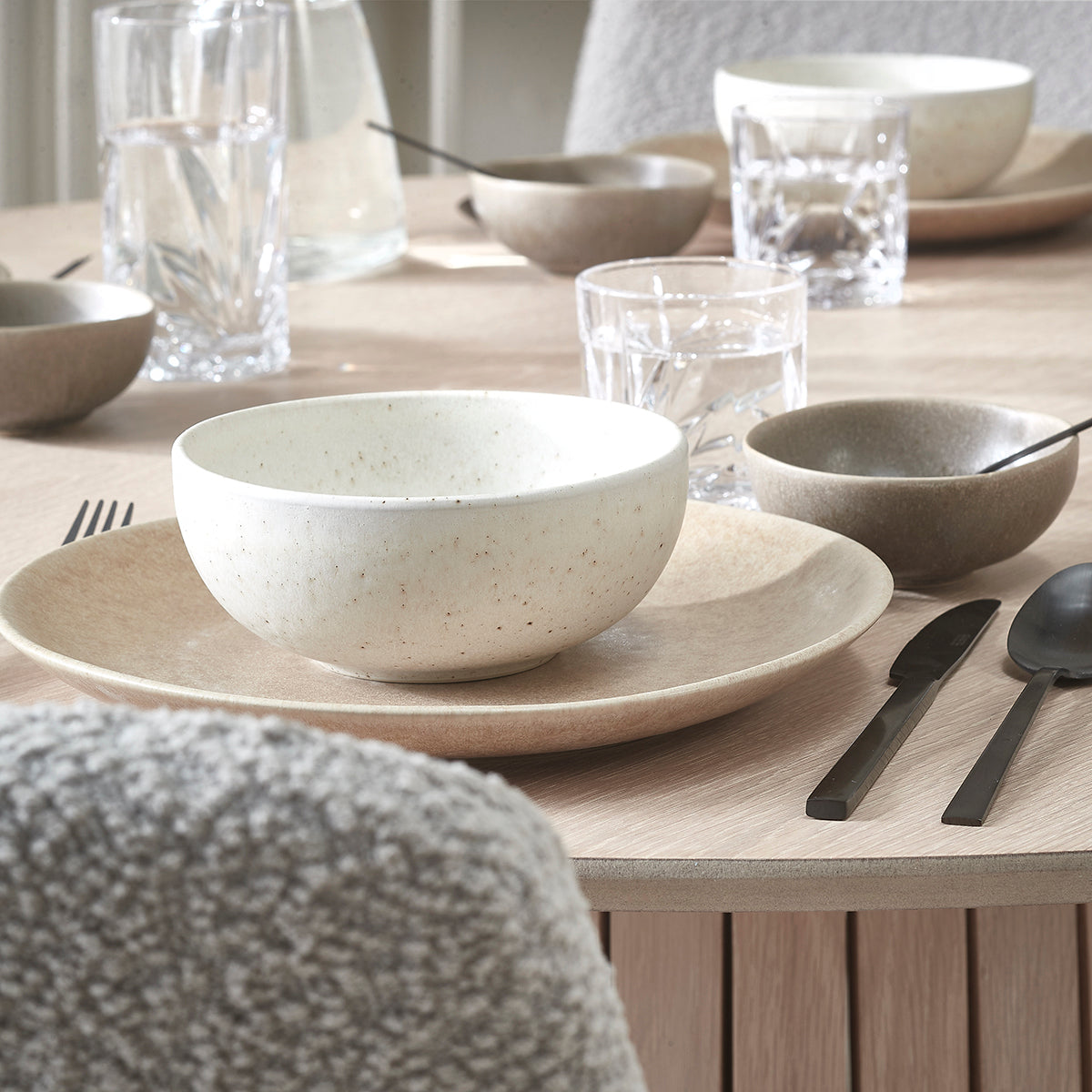 by fonQ Tower Eettafel Ã 120 cm - Eiken