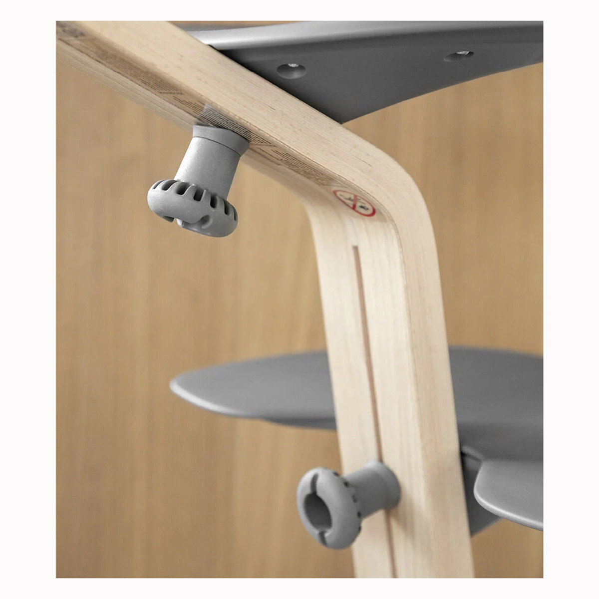 Stokke Stokke® Nomi® Hochstuhl | Walnuss
