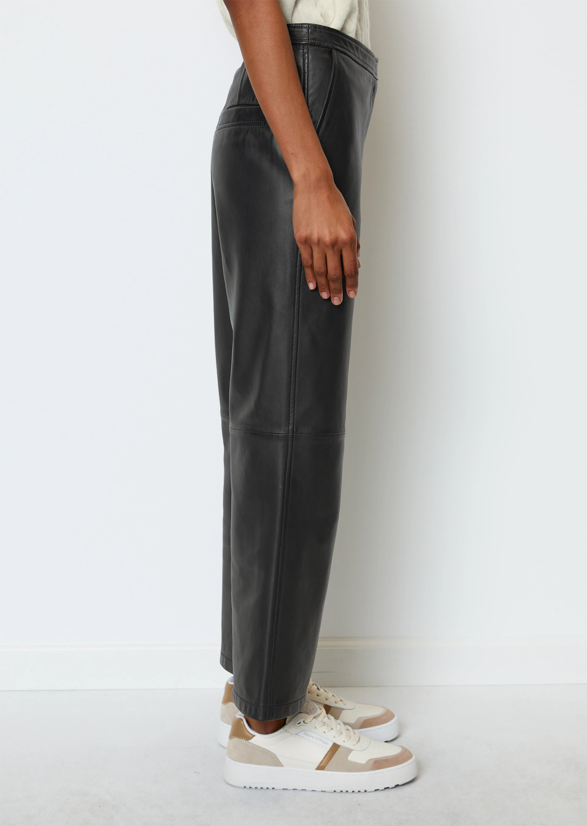 Lederhose regular aus softem Lamm-Nappaleder