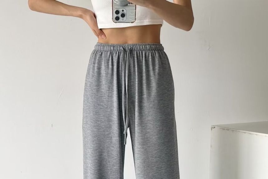 Yukis - Effen joggingbroek met trekkoord en wijde pijpen