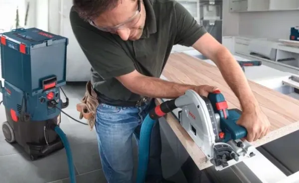 Bosch TØR/VÅDSTØVSUGER UNIVERSAL GAS 35 M AFC