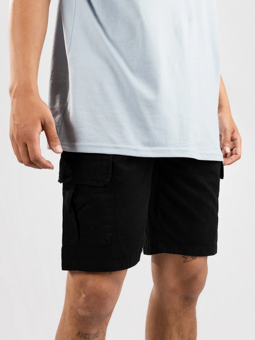 Urban Classics Big Cargo Bermuda Shorts black