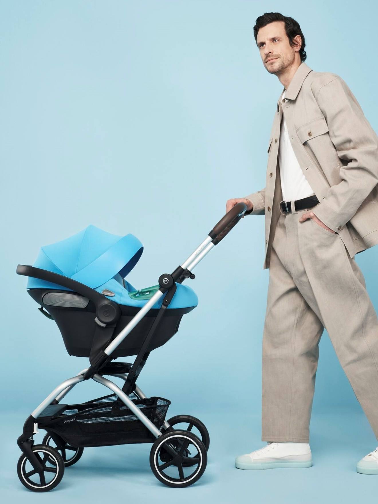 Cadeira auto CYBEX Gold Aton S2 i-Size Egg, Grupo 0+, 45-87 cm, preta