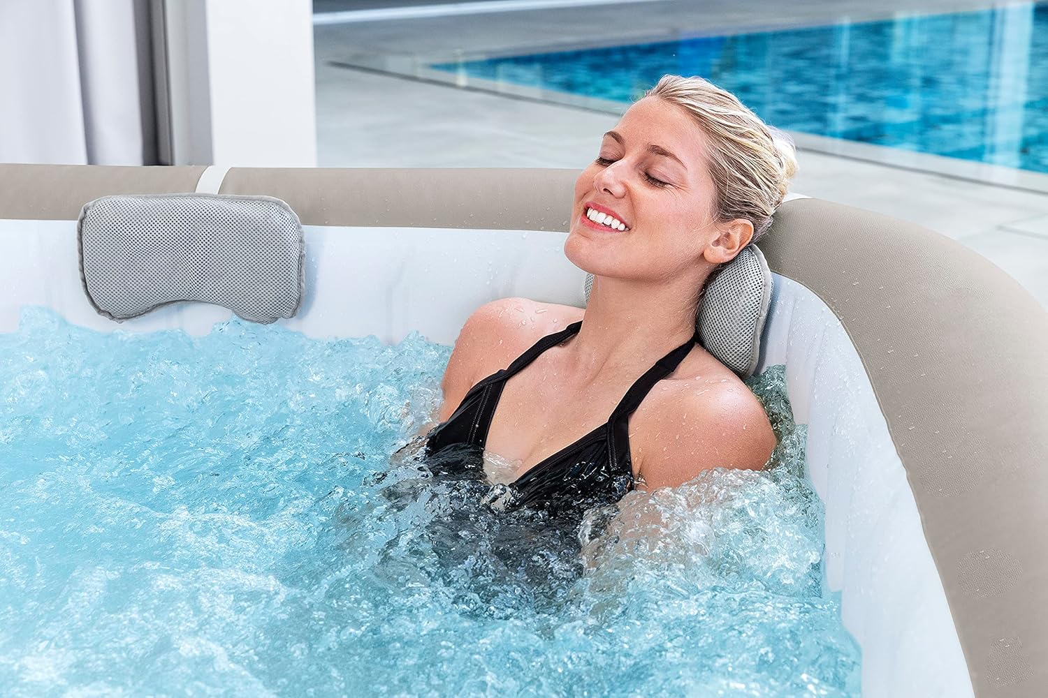 Bestway® Lay-Z-SPA® Energiespar-Whirlpool Cabo HydroJet™ mit App-Steuerung, für 6 Personen 180 x 180 x 71 cm, Kreuzgeflecht-Optik (Eichengrau)
