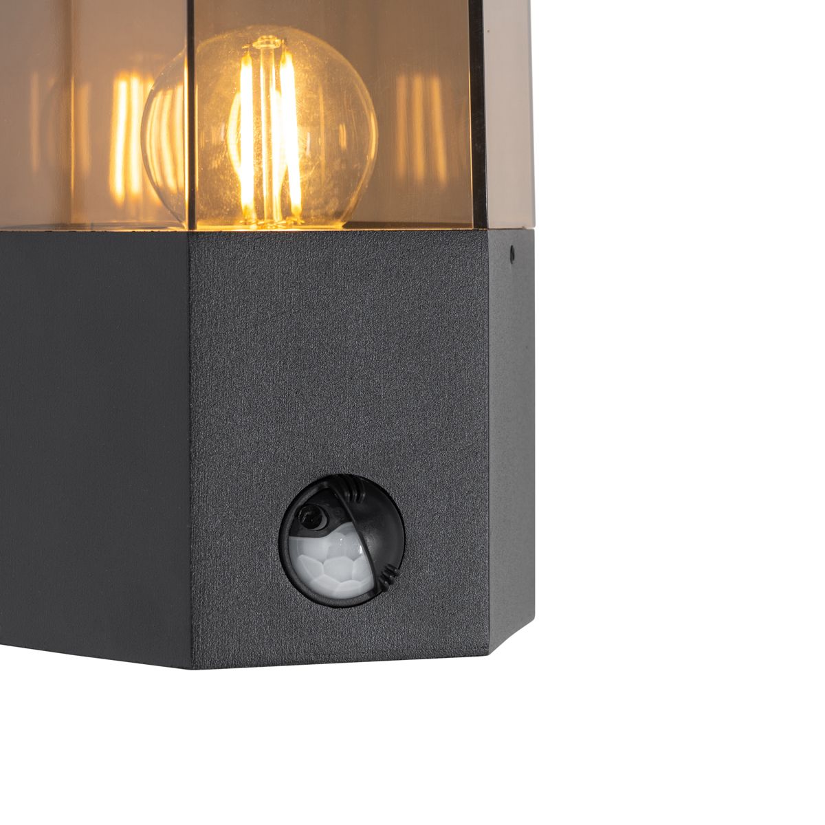 Buiten wandlamp zwart met smoke glas zeshoek en bewegingssensor - Denmark