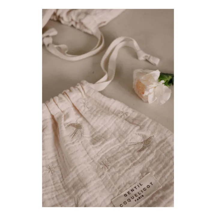 Gentil Coquelicot Chaussons en tricot et pochon brodé | Gris perle