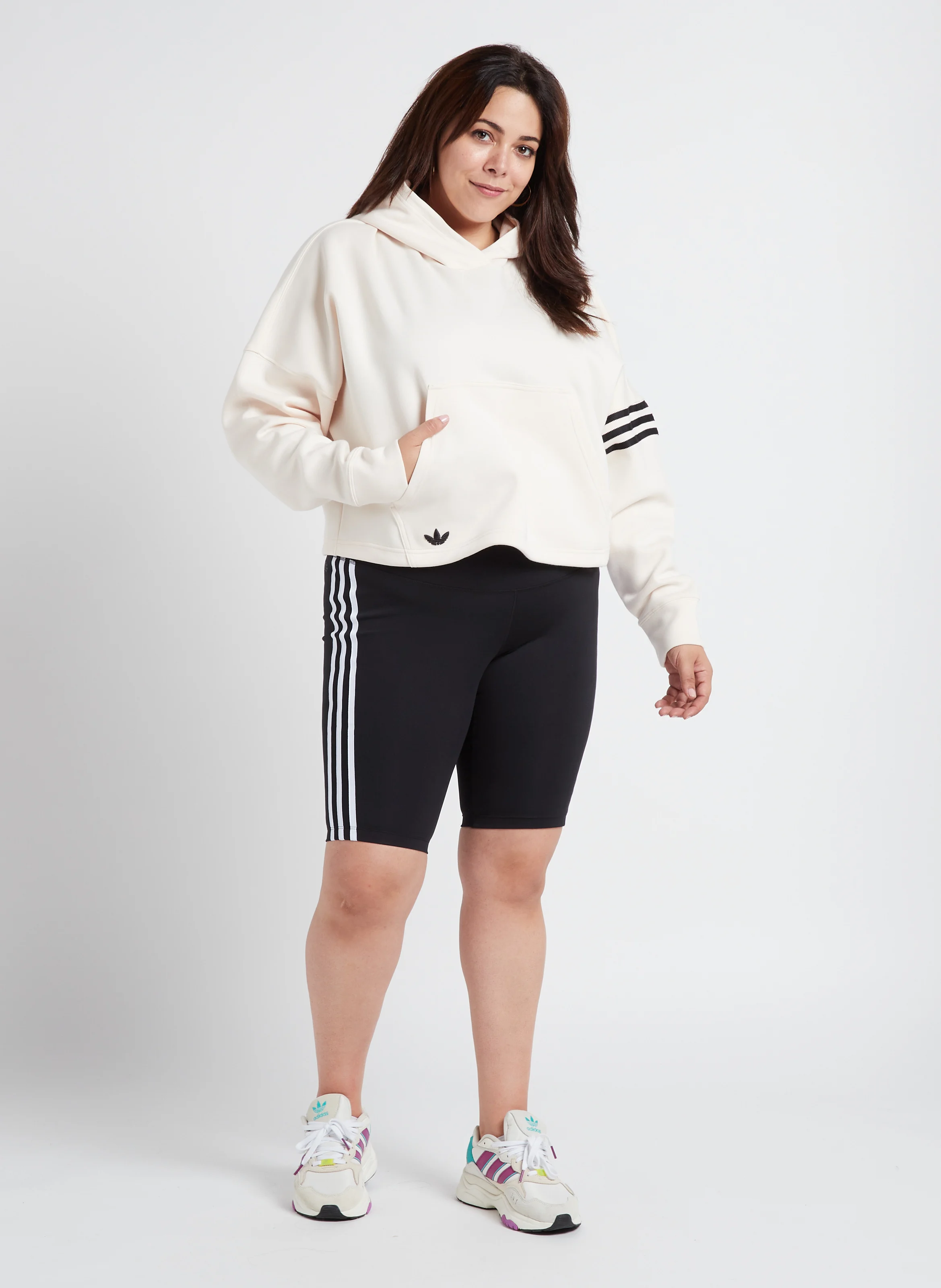 Sweat à capuche court | Beige