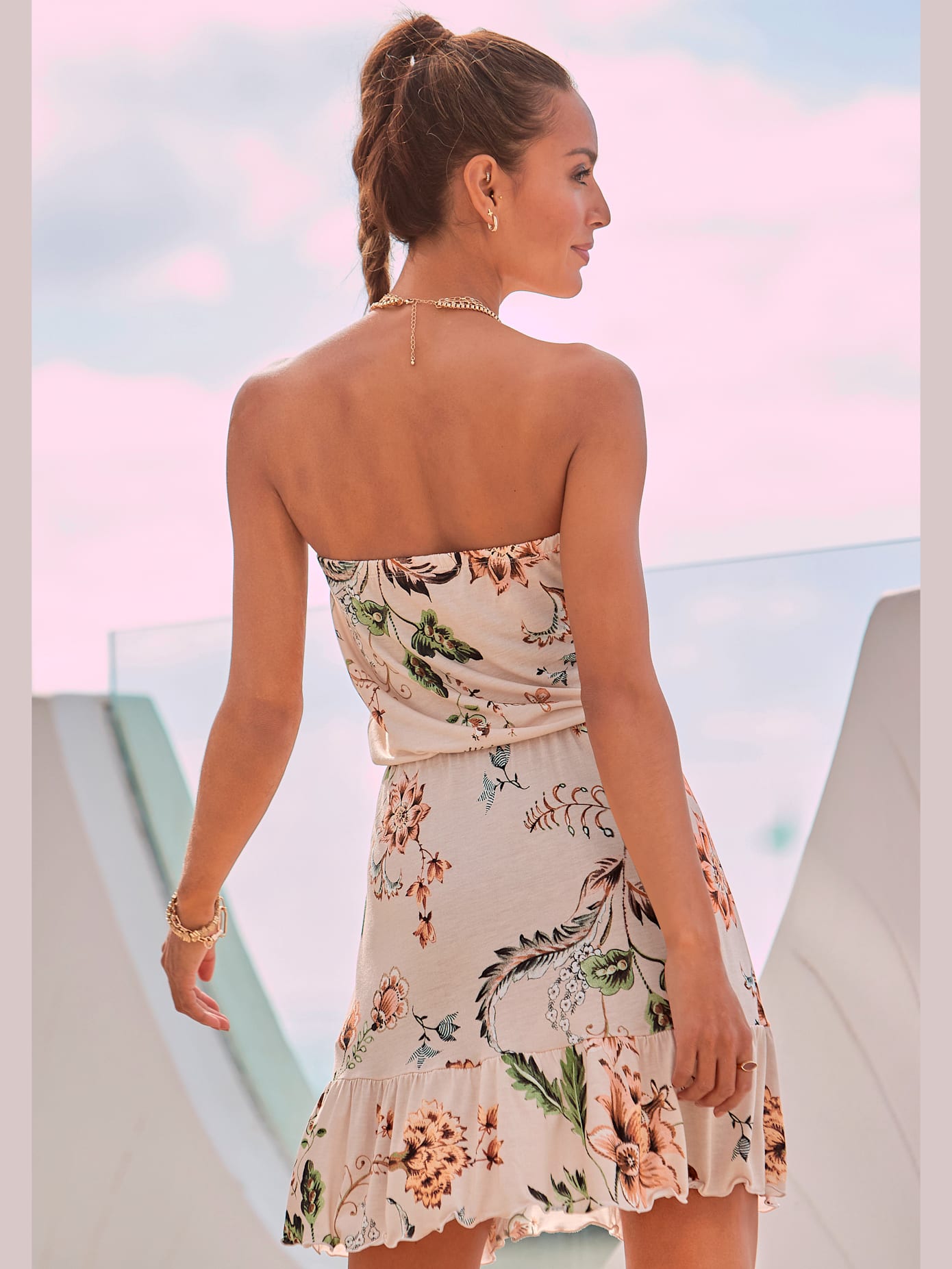 Robe bustier, patte de boutonnage décorative