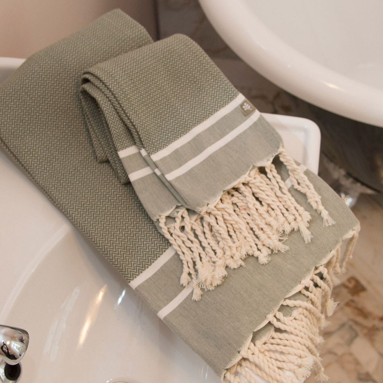Febronie Set de Salle de Bain Stockholm vert olive - 3 pièces