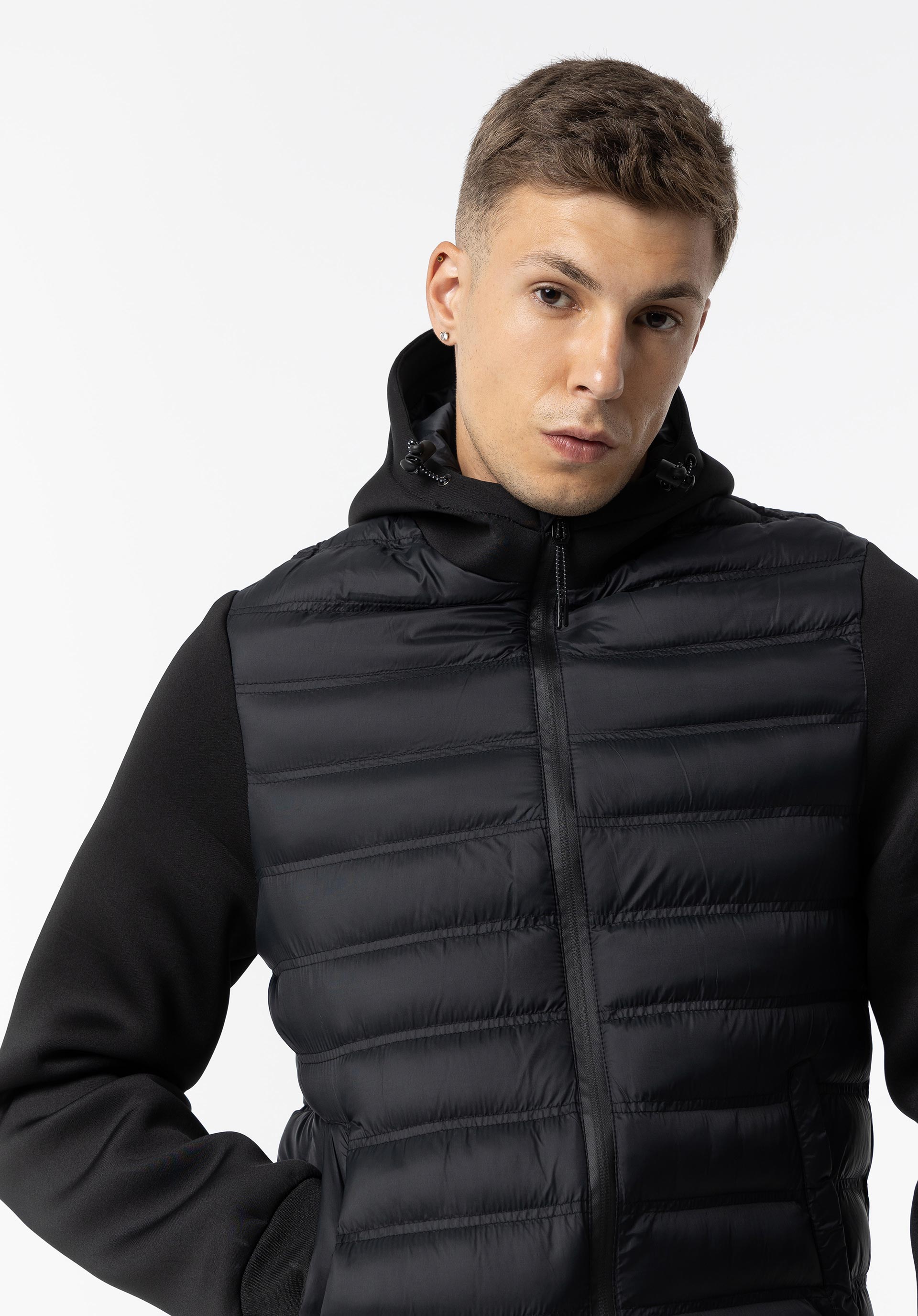 Casaco Combinado com Capuz