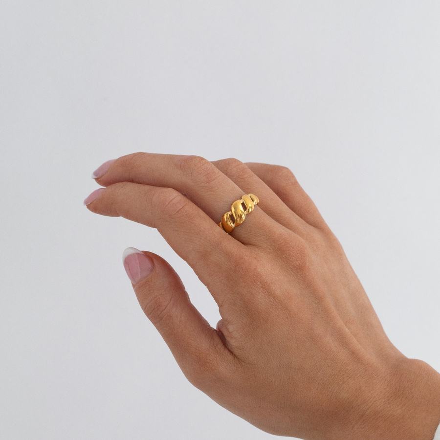 Timi Of Sweden Bea Croissant Ring Stainless Steel