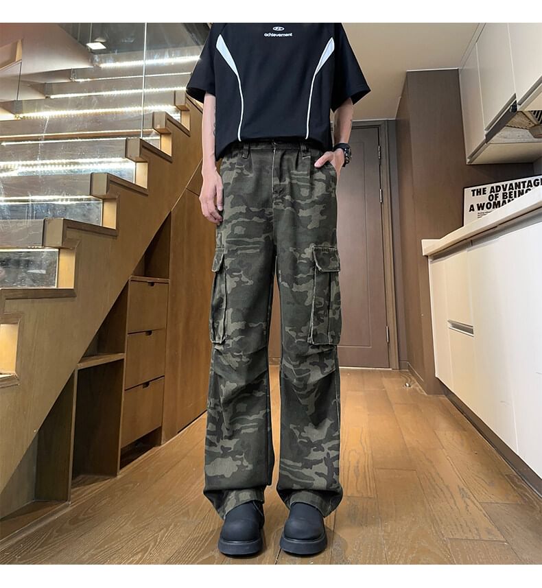 Priam - Low Rise Camo Print Cargo Jeans met Wijde Pijpen