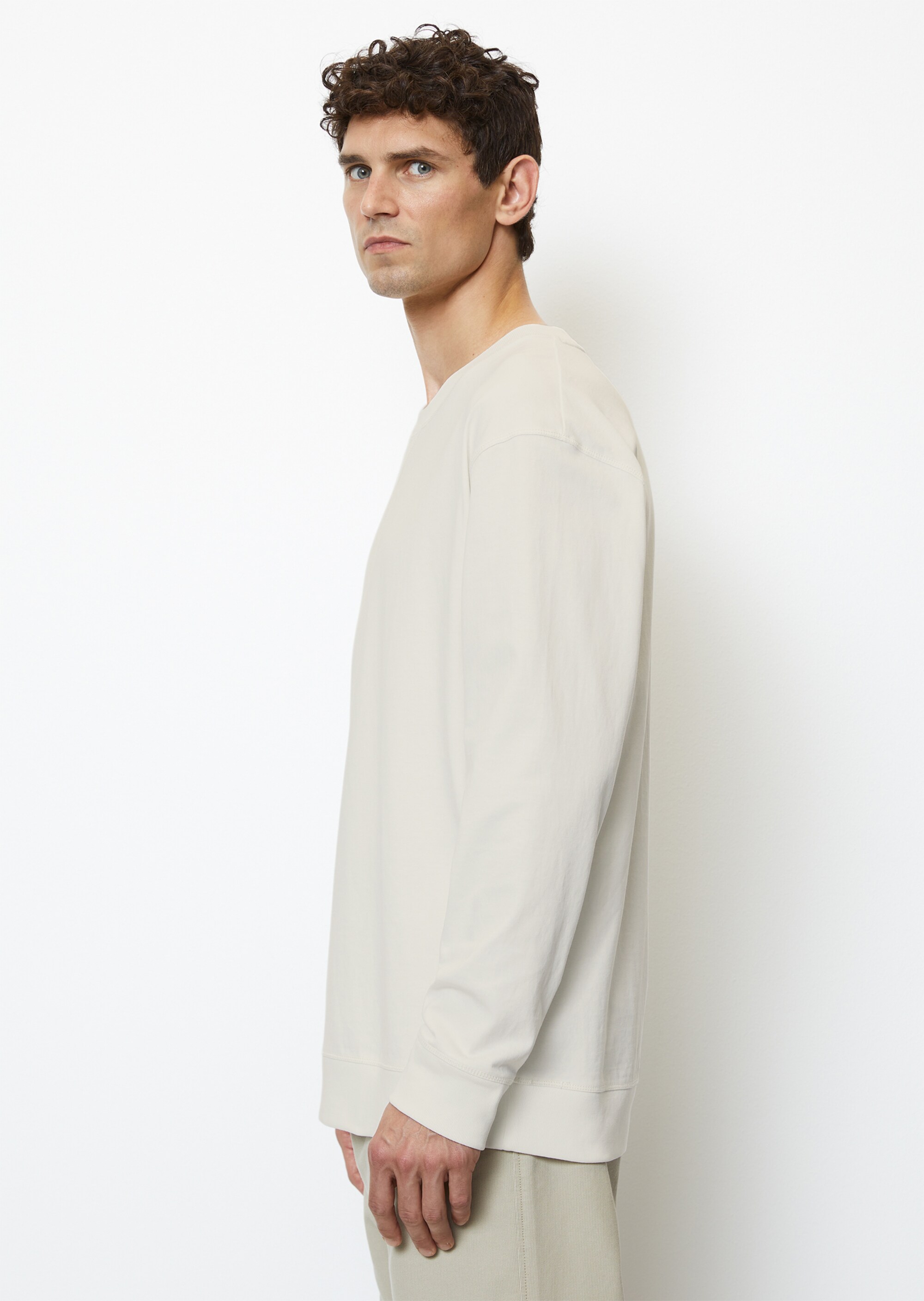 Longsleeve relaxed in extra schwerer Jersey-Qualität