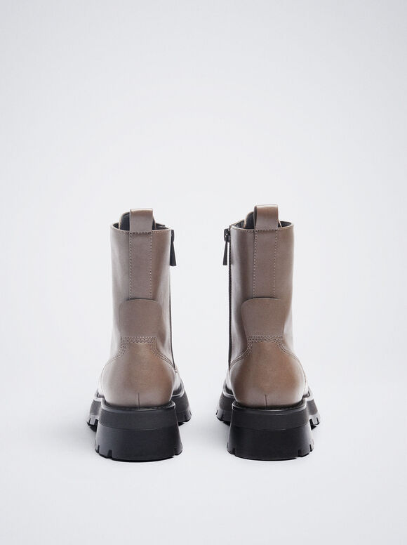 Botas militares com cadarço - Marrom