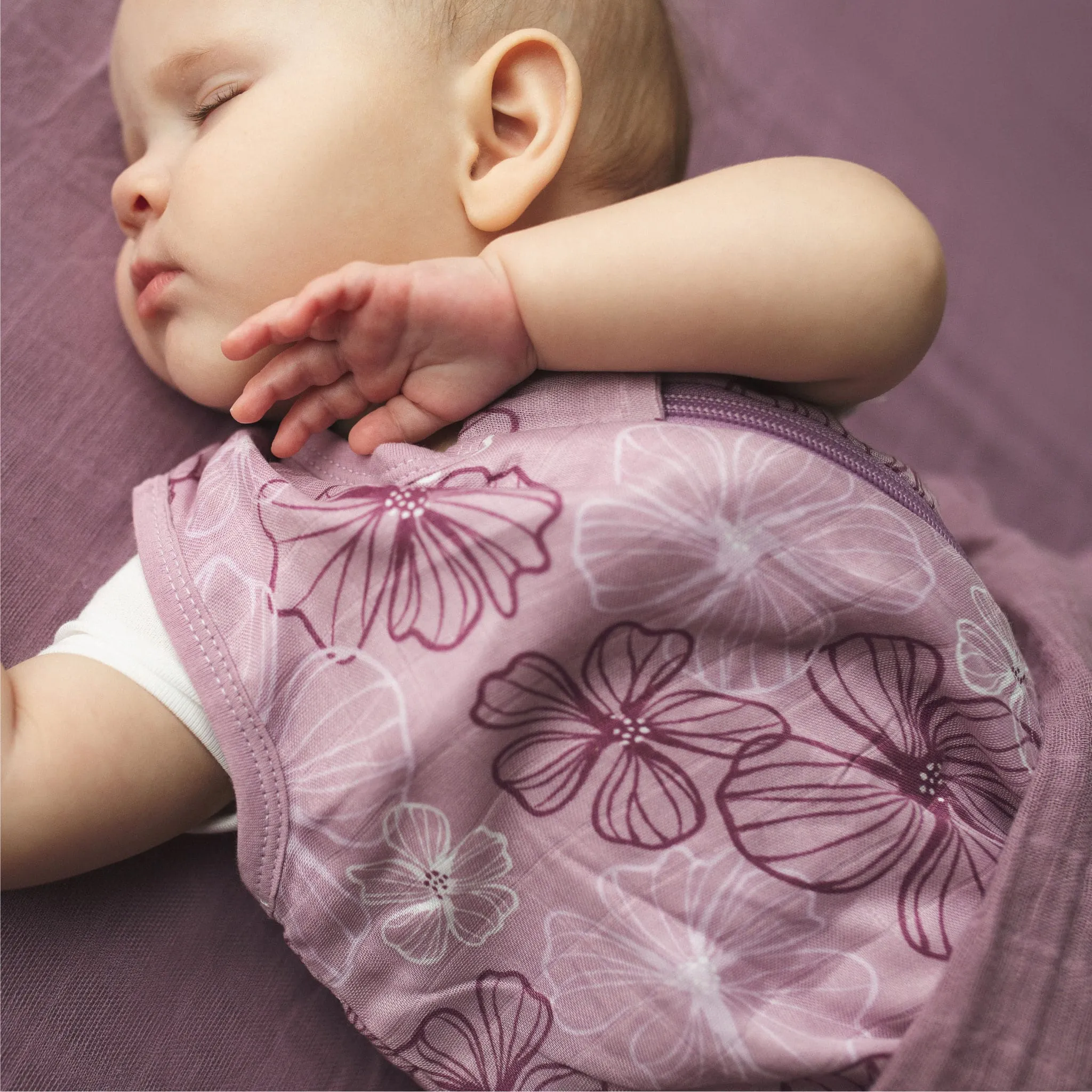 Perlimpinpin Drap Contour pour Lit de Bébé - Mousseline Prune