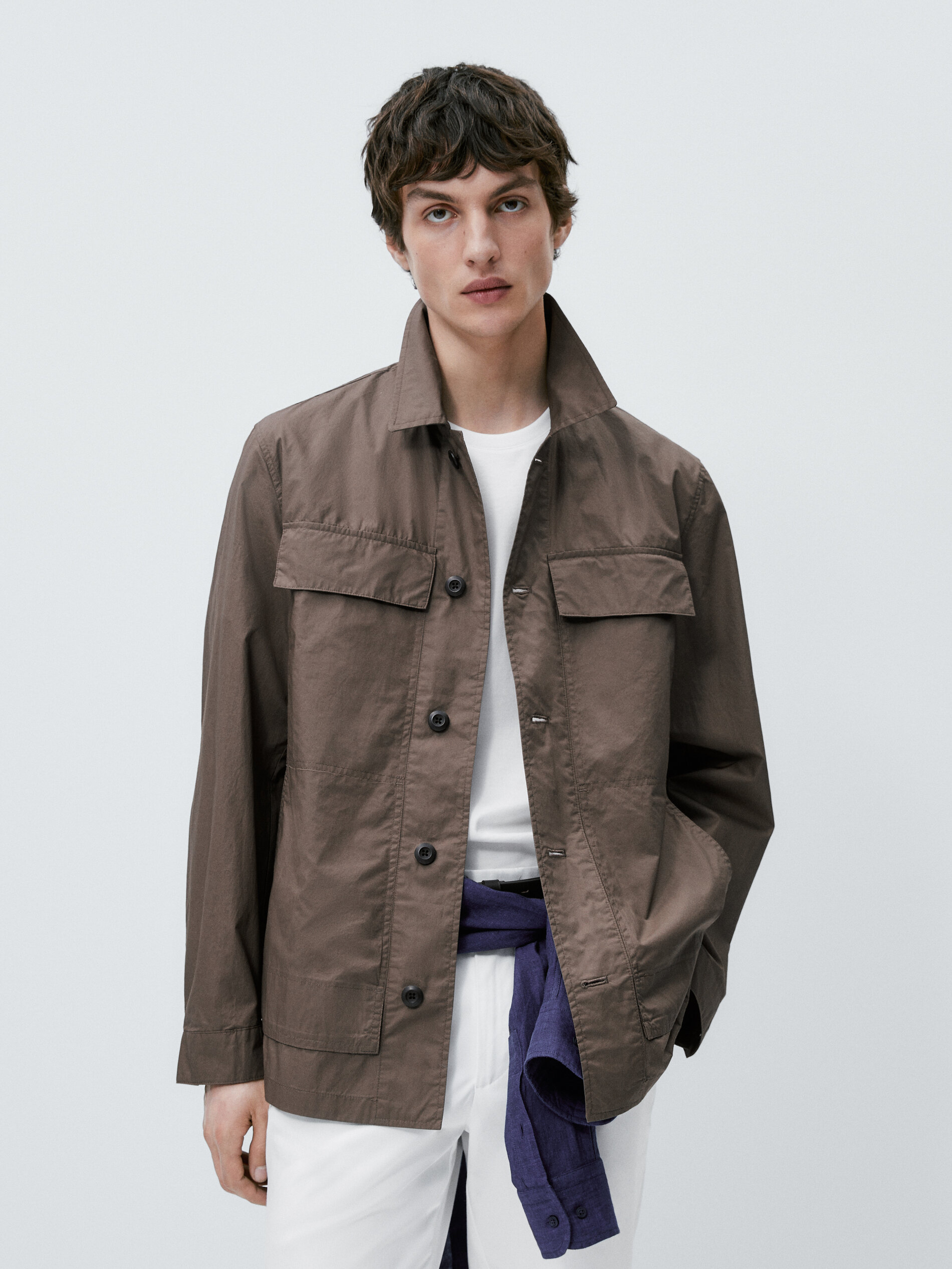 Sobretudo técnico com bolsos - MARROM
