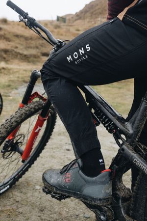 MOMENTUM Herren-Bikehose  black  XXL