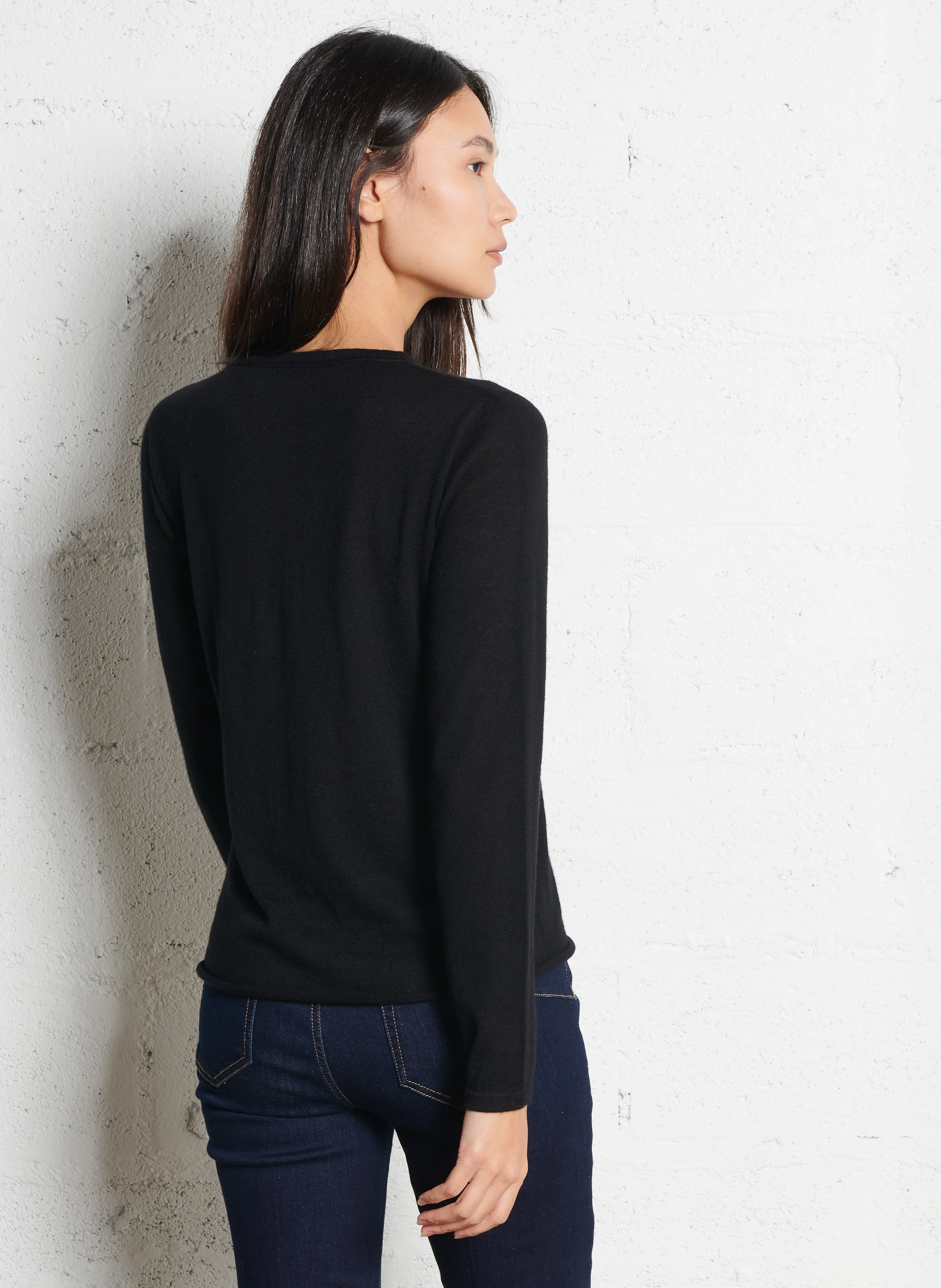 Pull fin col rond en cachemire | Noir