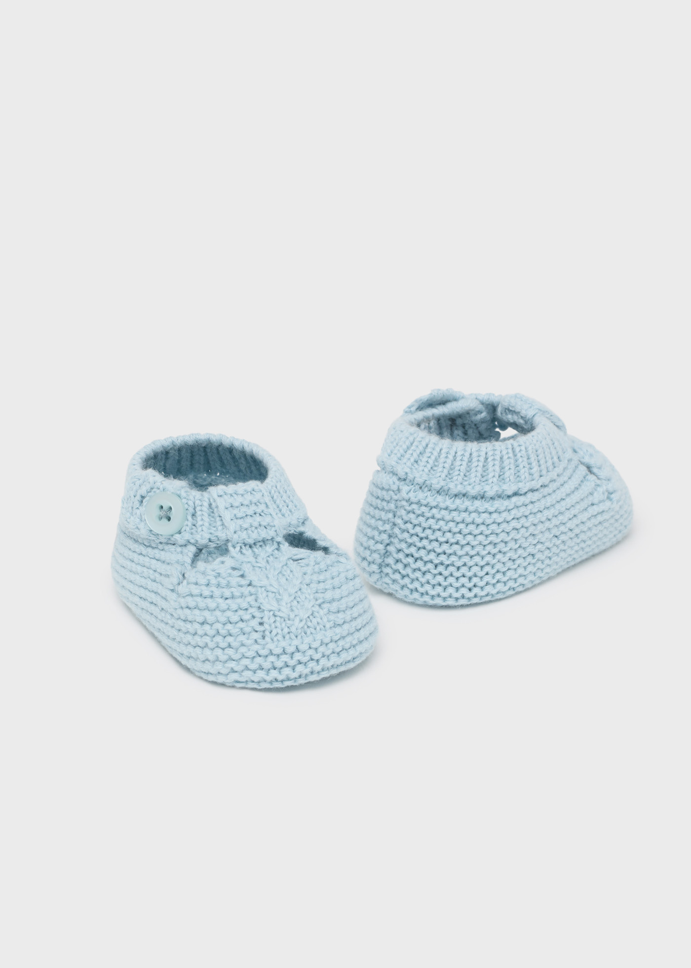 Sapatinhos de malha Better Cotton para recém-nascidos, cor branco-creme
