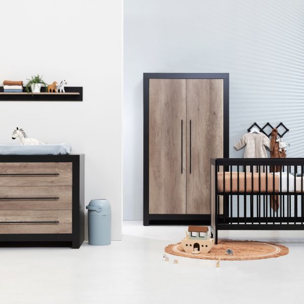 Europe Baby Vittoria Babykamer Zwart / Oldwood | Bed 60 x 120 cm   Commode   Kast