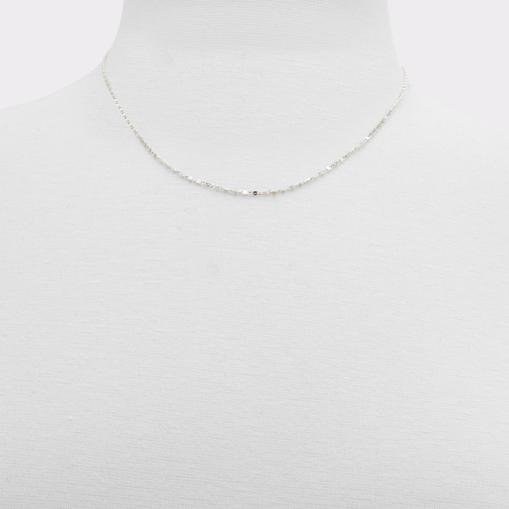 Trauweth Silver Women Necklaces