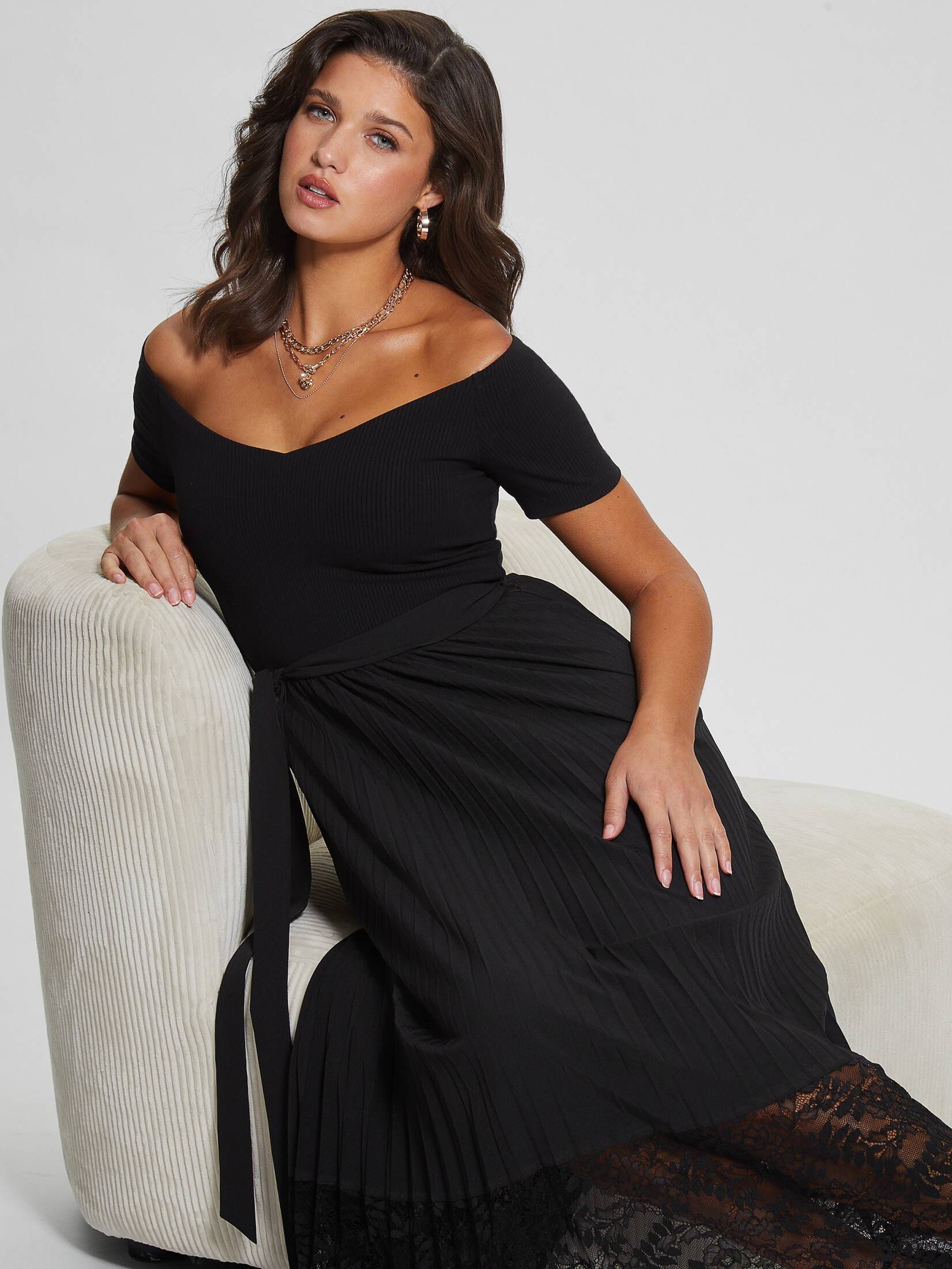 Guess| Damen Kleid OFF SHOULDER TIANA DRESS